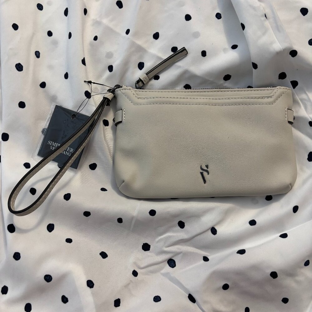 NWT! Simply Vera VeraWang | Joyce Wristlet in Silver Spirit | Vegan Leather